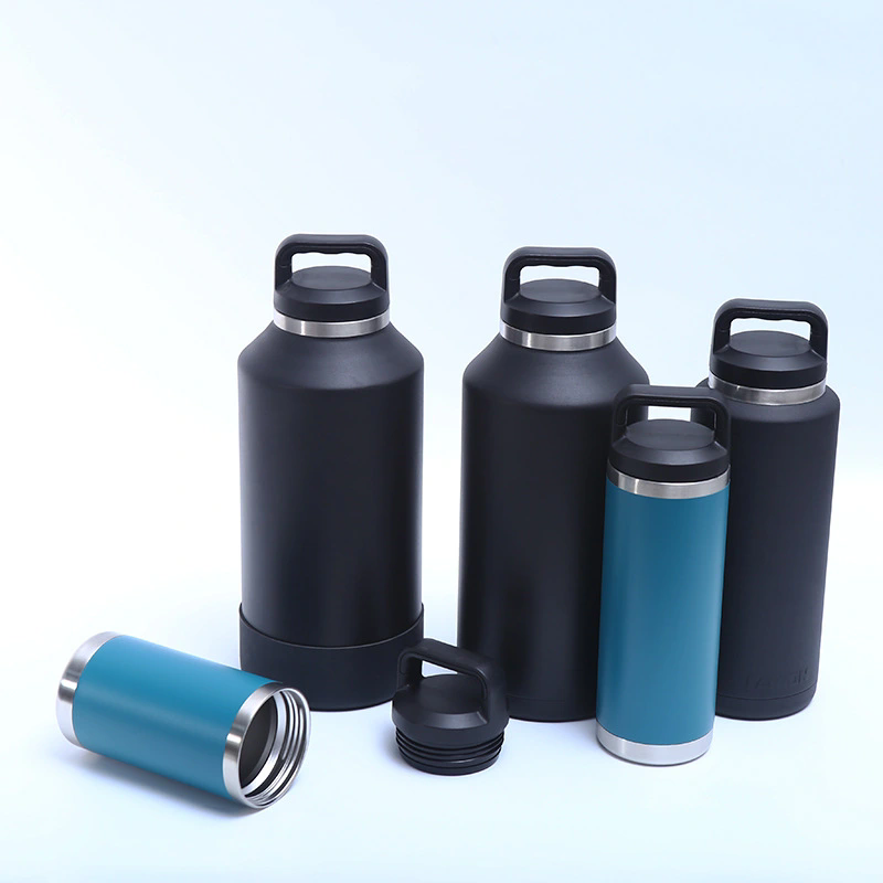 Ano ang pagkakaiba sa pagitan ng isang thermos flask at isang vacuum flask?